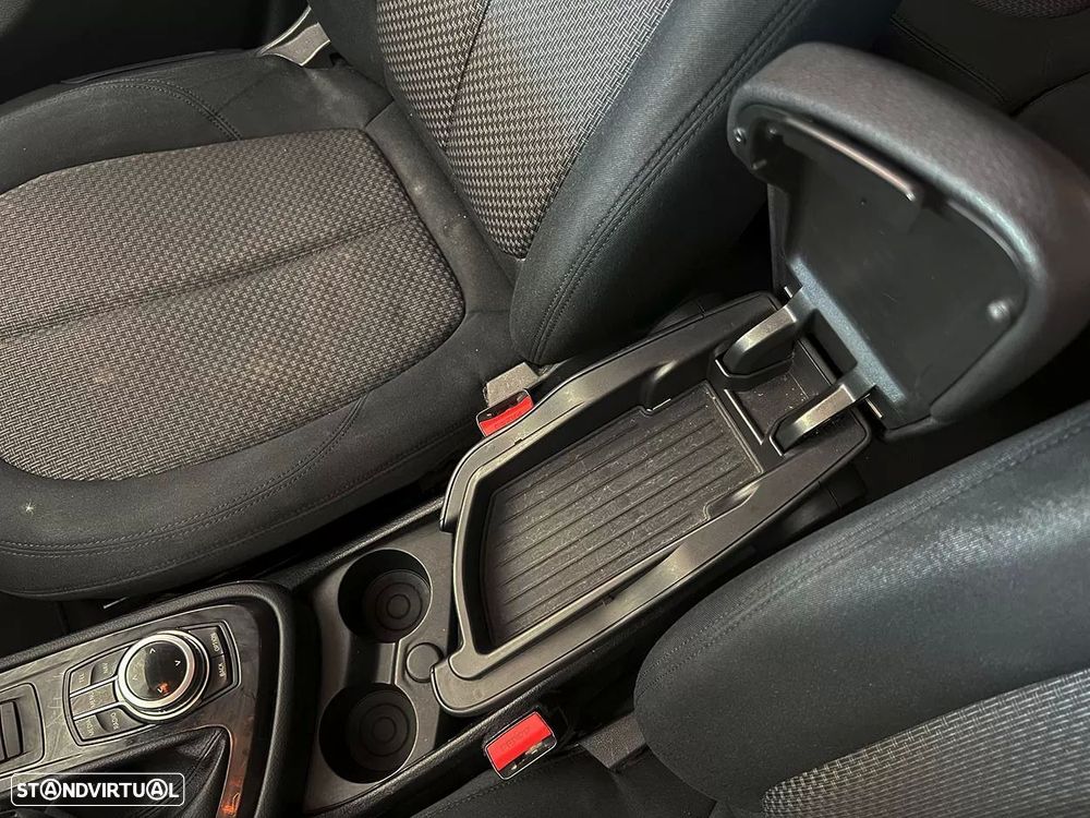 BMW 216 Gran Tourer d 7L Advantage - 17