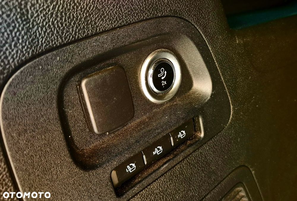 Ford S-Max 2.0 EcoBlue Titanium - 18