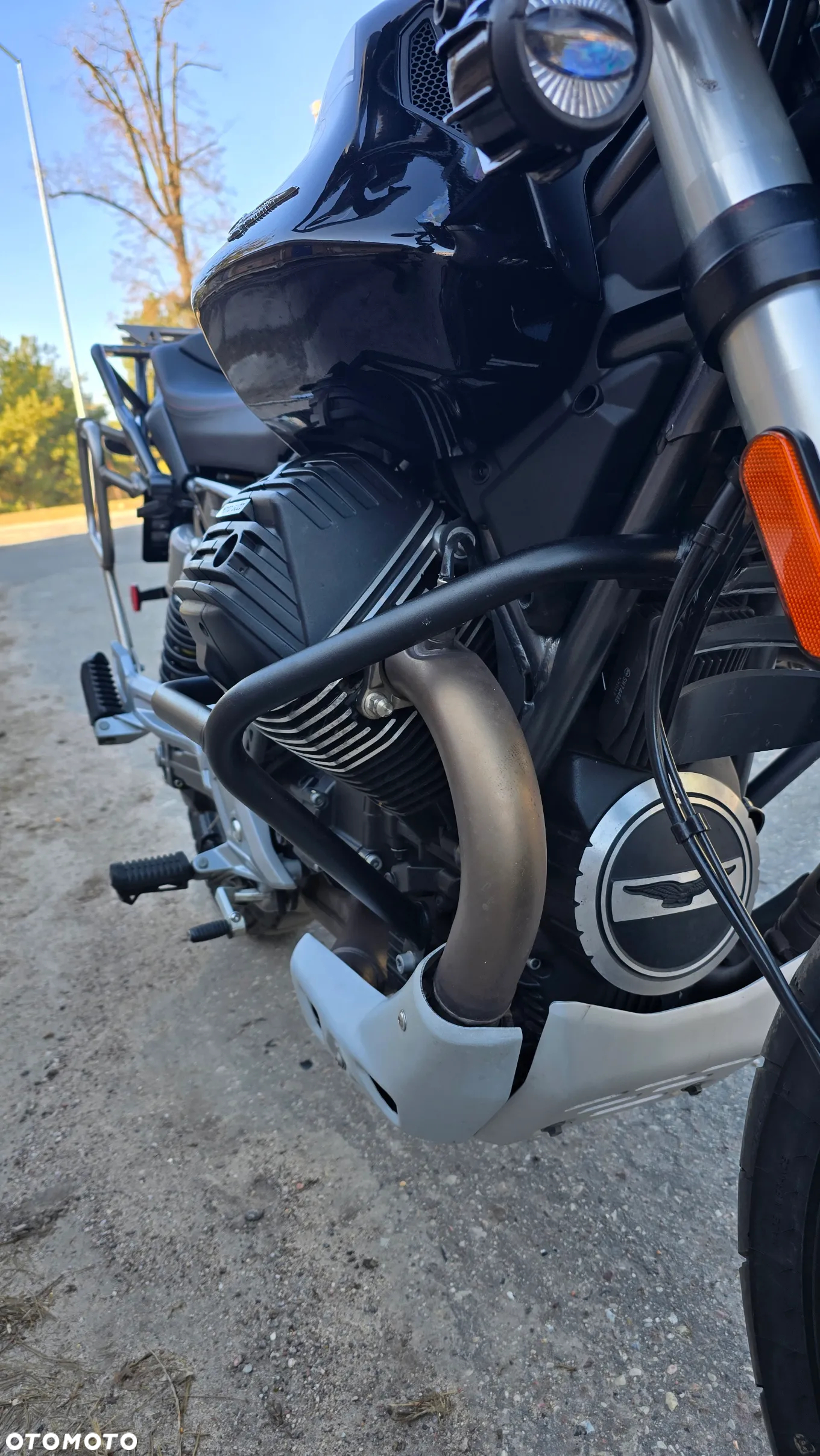 Moto Guzzi V85 - 7