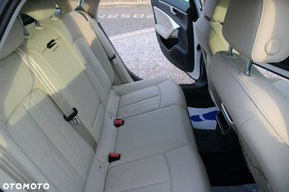 Audi A6 Avant - 32