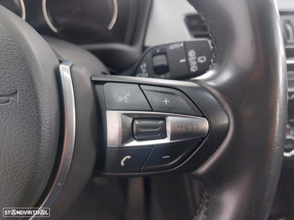 BMW X1 18 i sDrive Advantage - 21