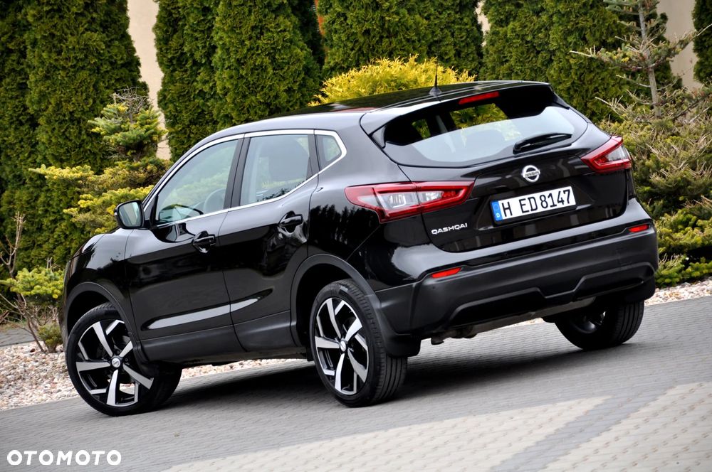 Nissan Qashqai 1.3 DIG-T SHIRO - 24