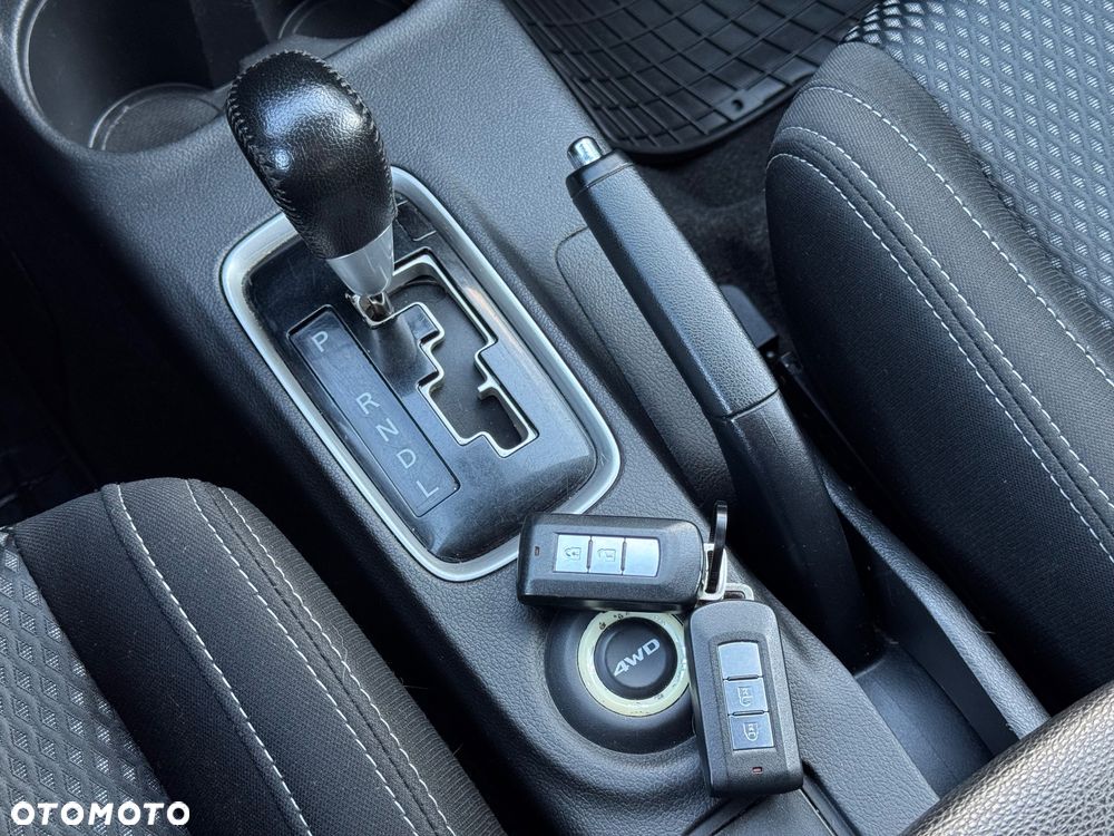 Mitsubishi Outlander 2.2 DI-D Instyle SDA 4WD - 33