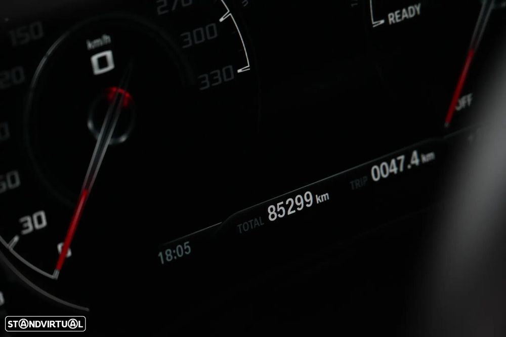 BMW M5 Standard - 26