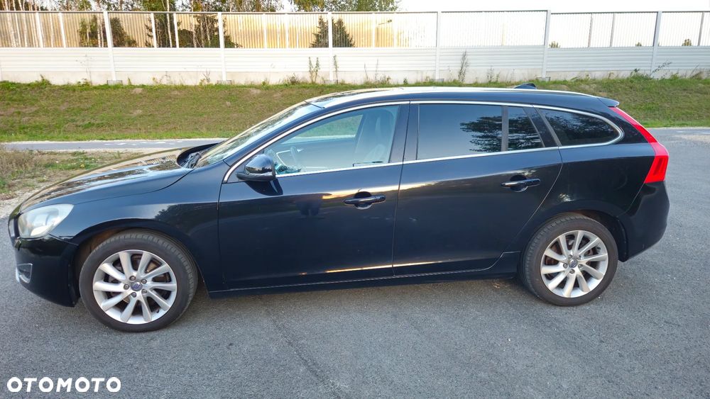 Volvo V60 D4 Geartronic Summum - 5