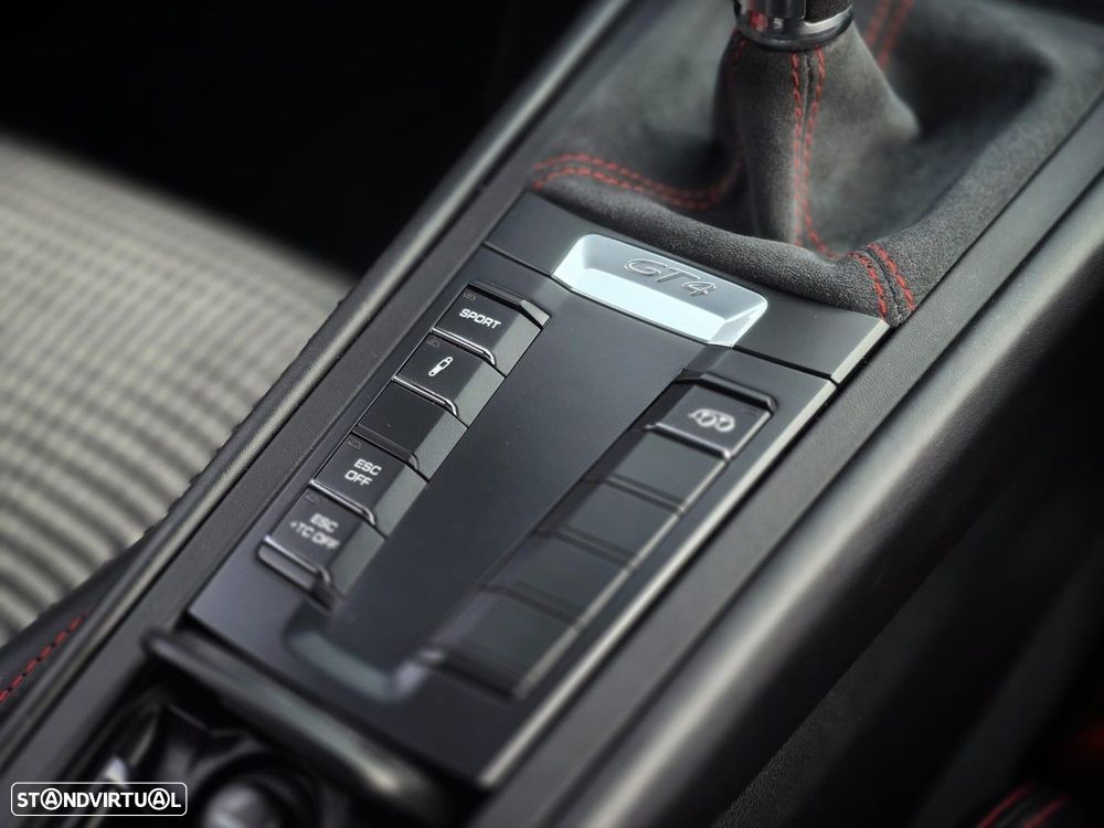 Porsche Cayman GT4 - 56