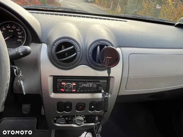 Dacia Sandero - 9