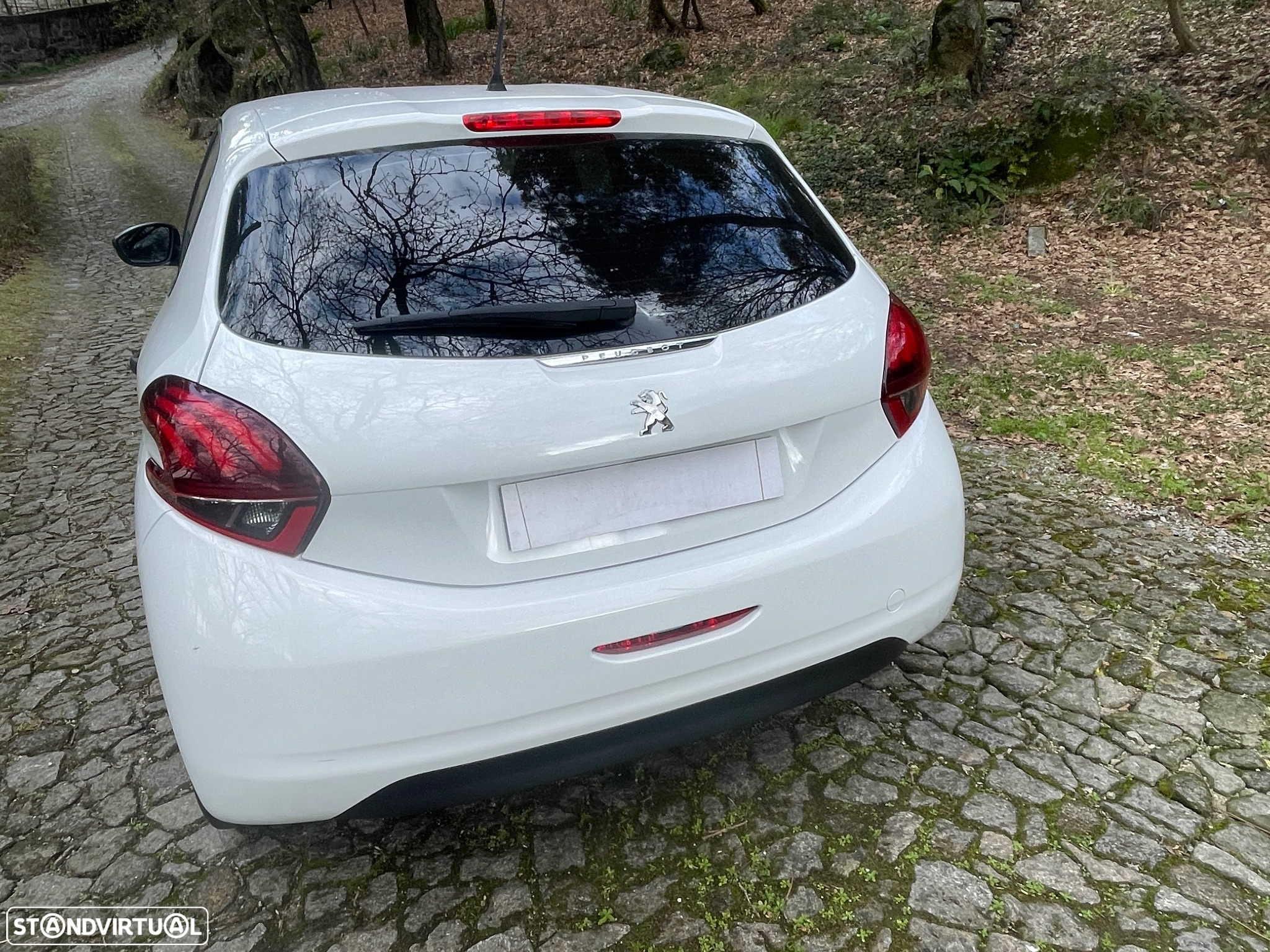 Peugeot 208 e-HDi FAP 92 Stop&Start Style - 6