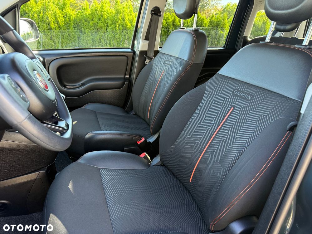 Fiat Panda 1.0 GSE Hybrid GARMIN - 16