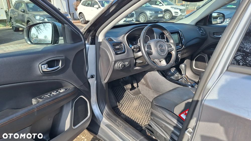 Jeep Compass 1.4 TMair Limited 4WD S&S - 9
