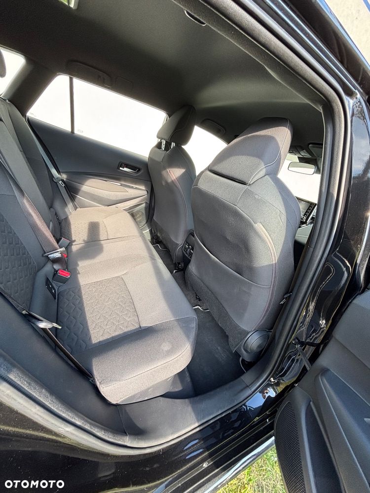 Toyota Corolla 1.8 Hybrid Comfort - 27