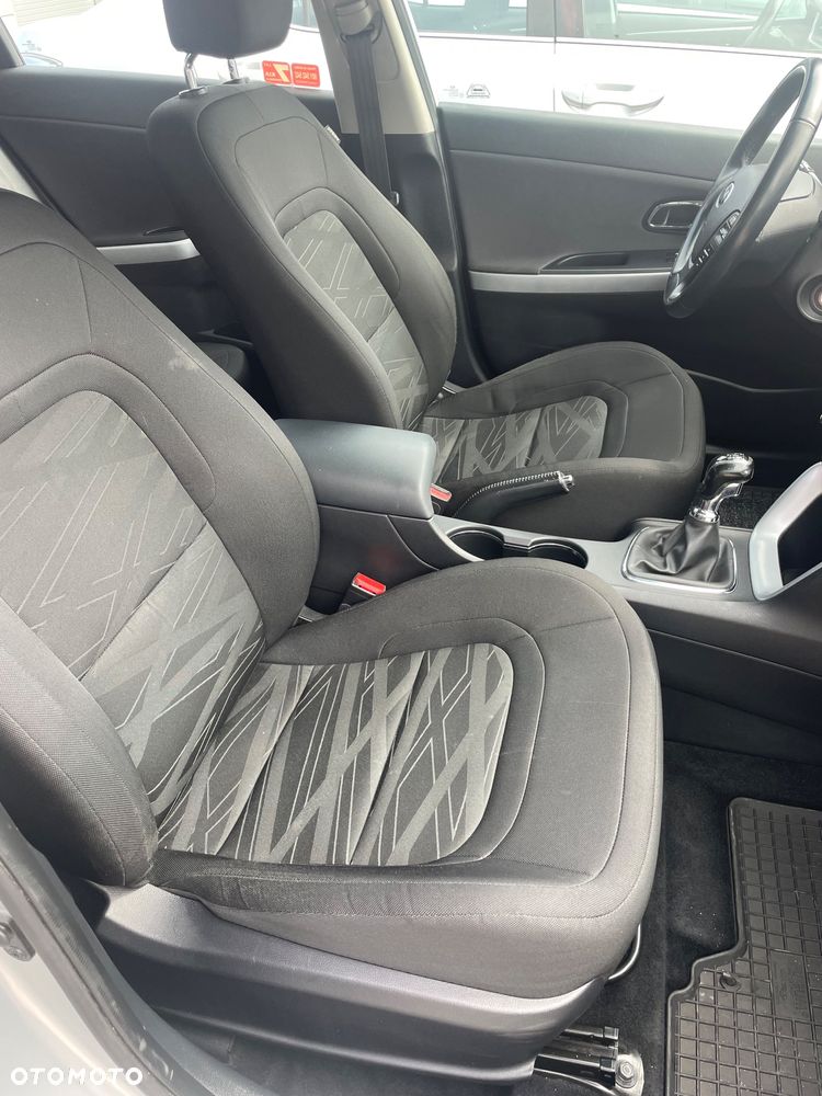 Kia Ceed 1.6 GDI L - 18