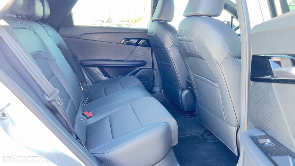 MG MG4 77 kWh Extended Range Luxury - 16