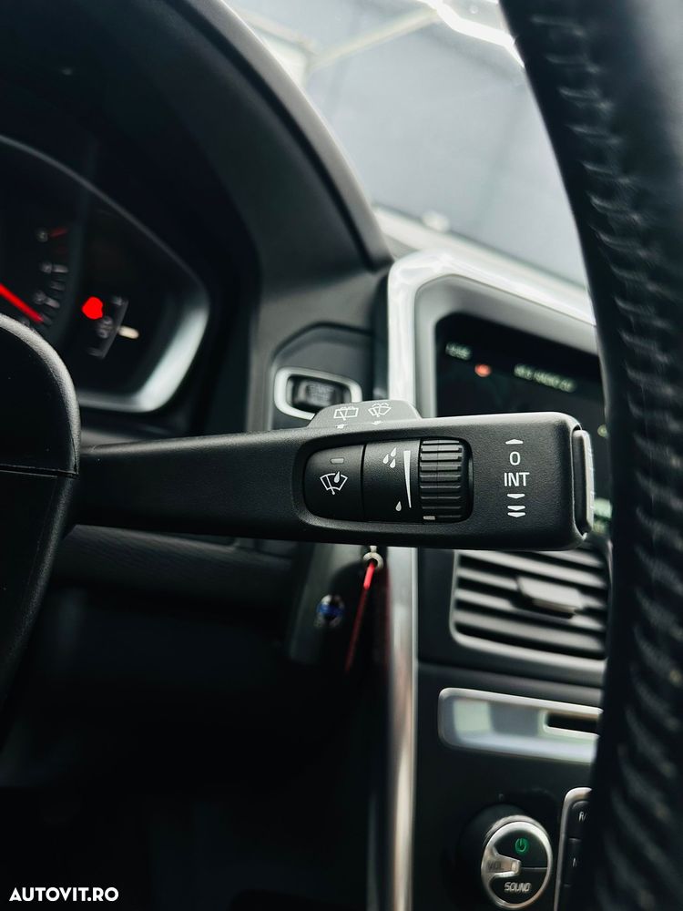 Volvo XC 60 D3 Kinetic - 31