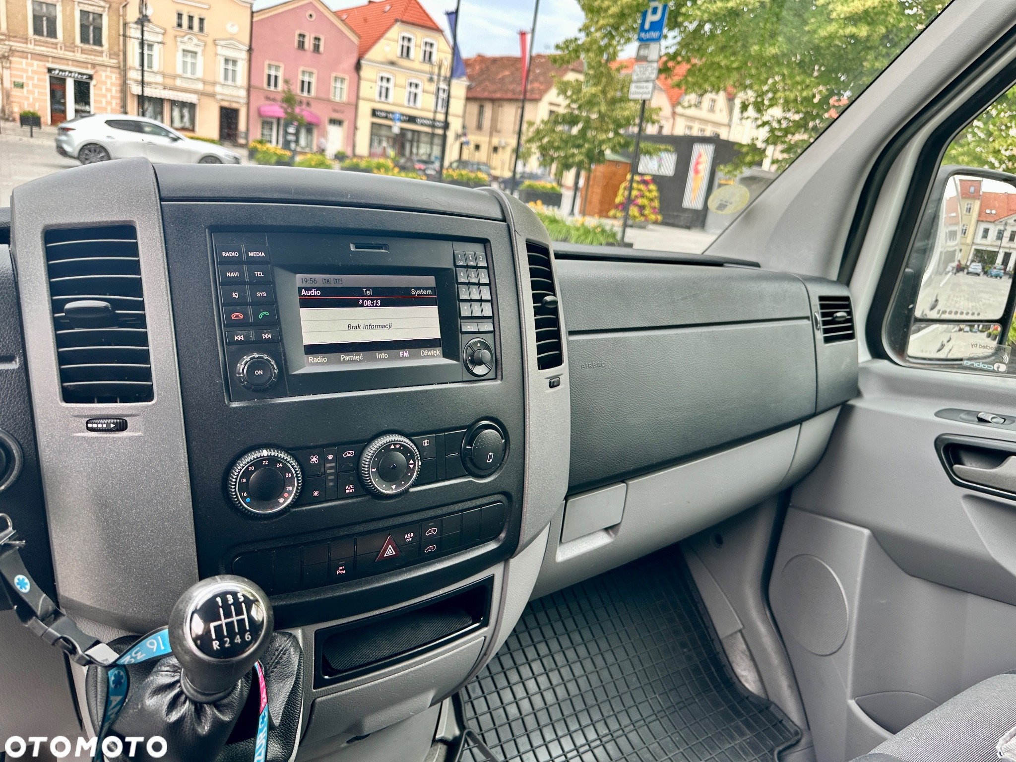 Volkswagen Crafter - 18