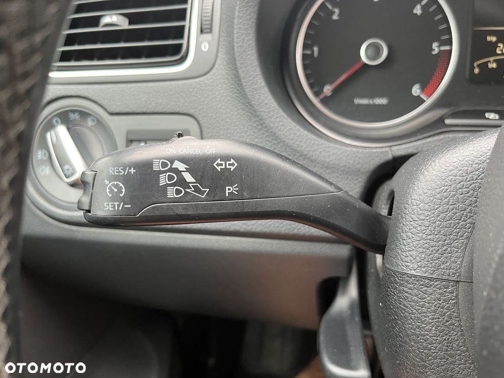 Volkswagen Polo - 27