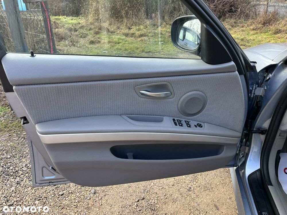 BMW Seria 3 - 14
