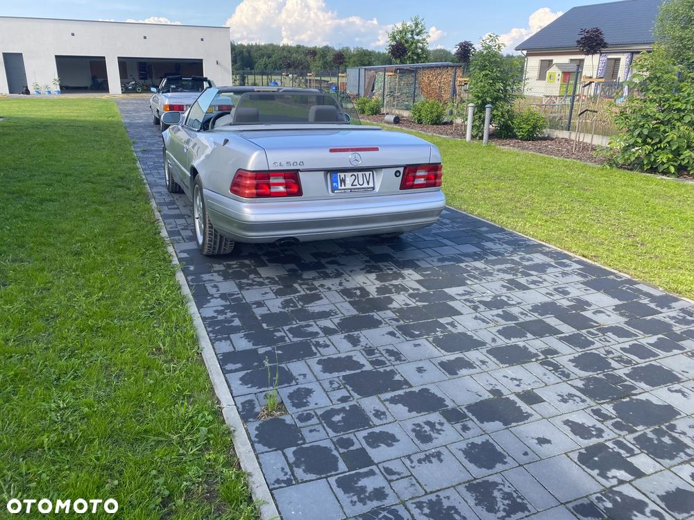 Mercedes-Benz SL - 14