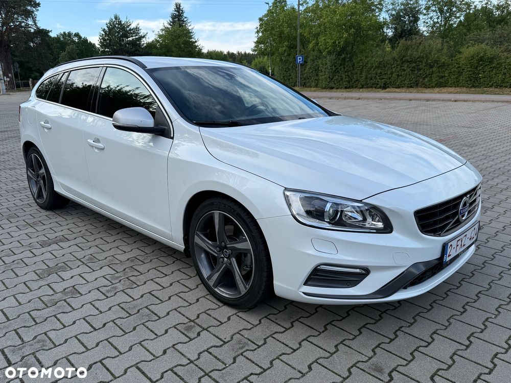 Volvo V60 D4 Drive-E R-Design Summum - 10