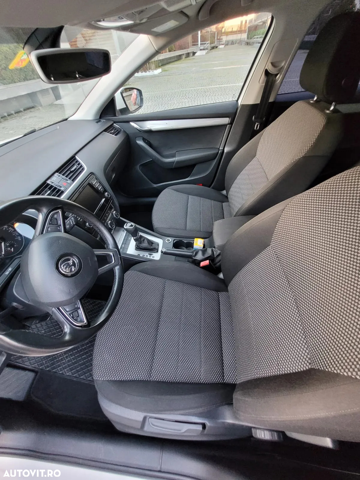 Skoda Octavia Combi 1.0 TSI DSG Ambition - 9