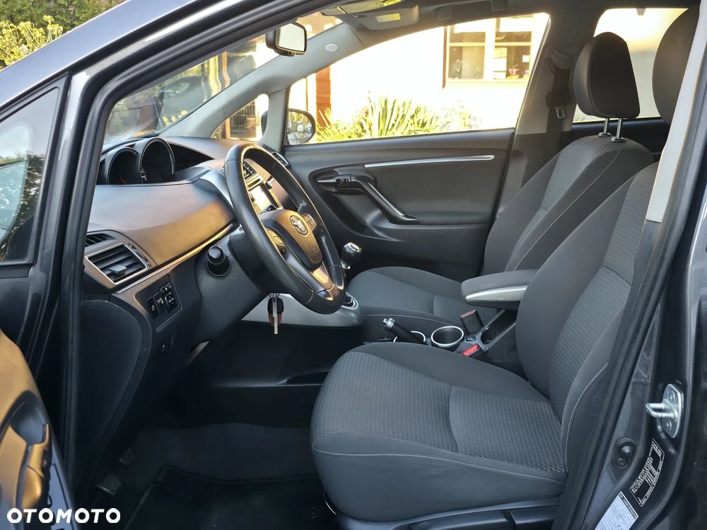 Toyota Verso 1.6 Sol - 10