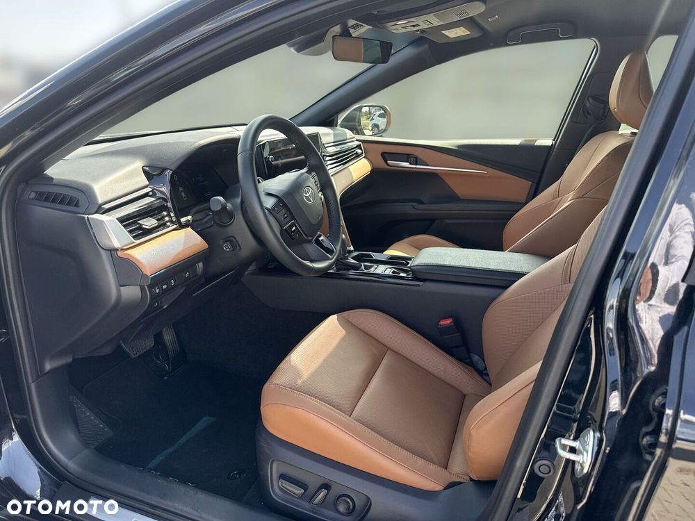 Toyota Camry - 9