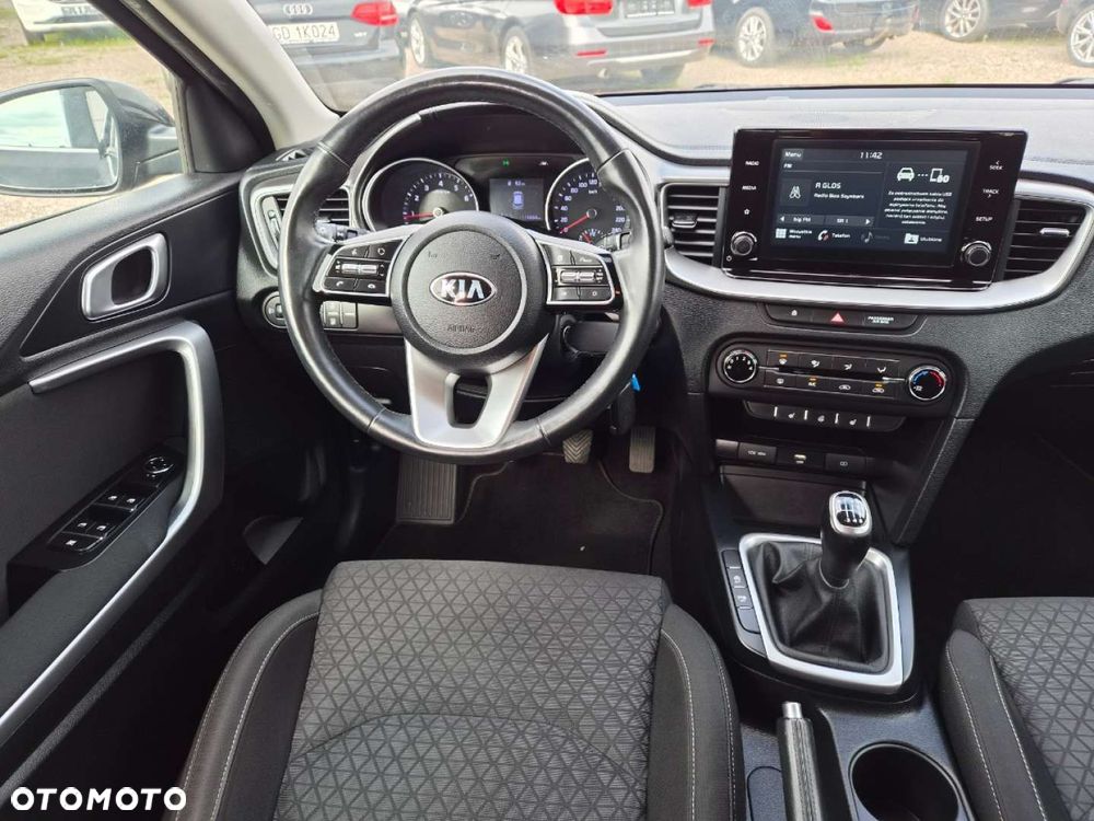 Kia XCeed 1.4 T-GDI OPF PLATINUM EDITION - 17