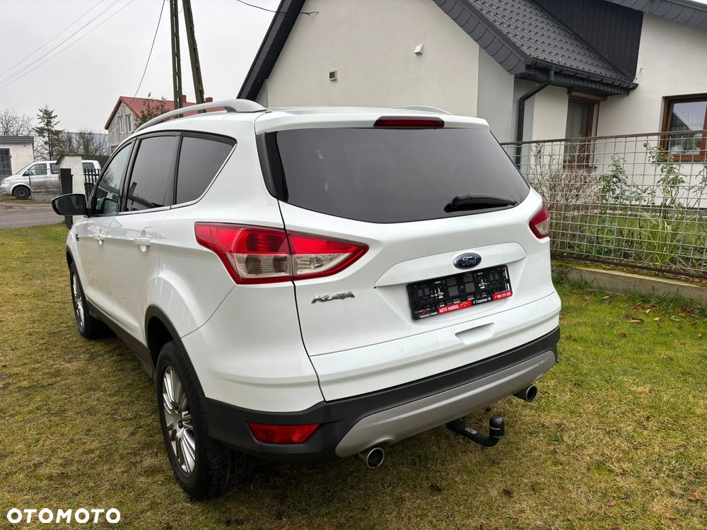 Ford Kuga 2.0 TDCi 2x4 Titanium - 6