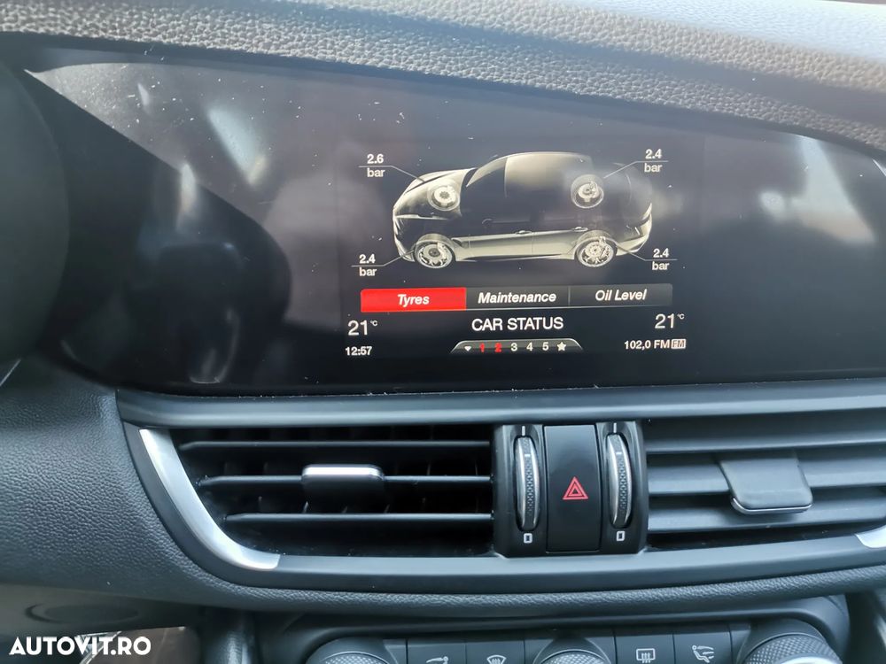 Alfa Romeo Giulia 2.2 JTDM Super - 9