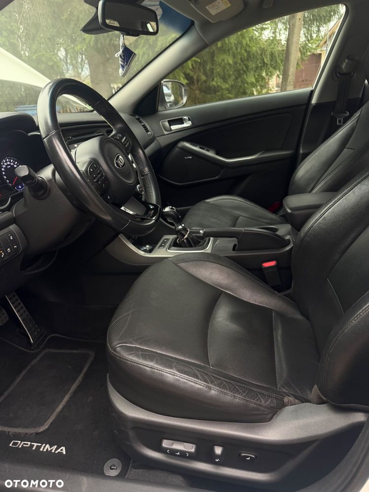 Kia Optima - 3