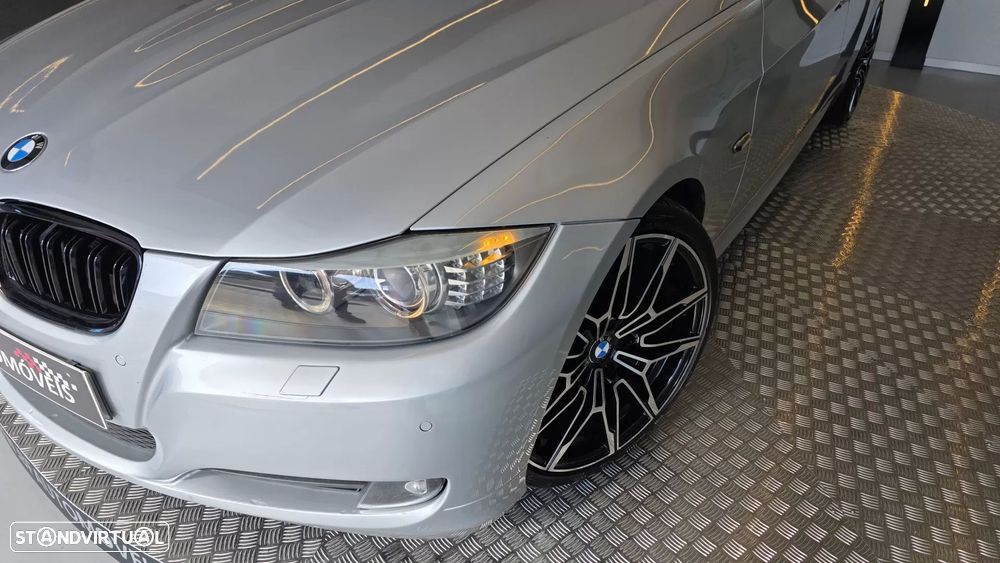 BMW 320 d EfficientDynamics Navigation - 28