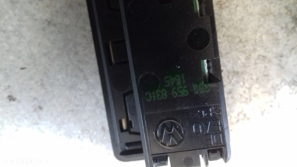 włącznik przełącznik klapy bagażnika 3D0959831C A6 C6 - 2