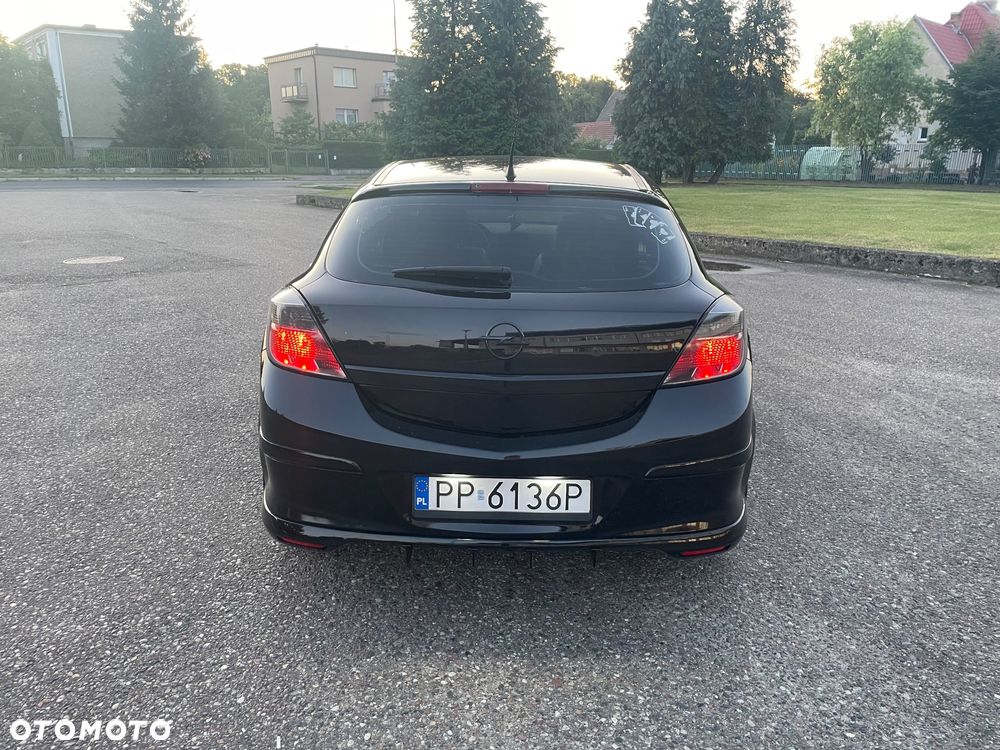 Opel Astra 1.9 CDTI Cosmo - 8