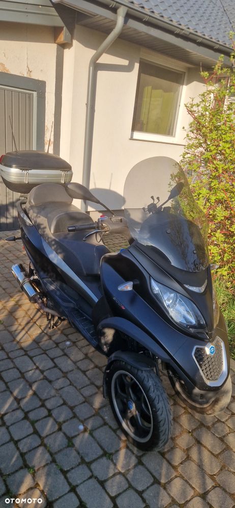 Piaggio MP-3 - 4