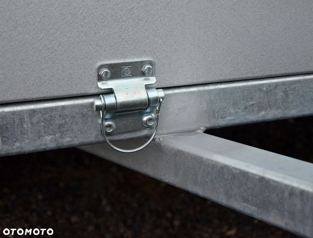 Rydwan przyczepa dwuosiowa, tandem na kat. „B”, - 22