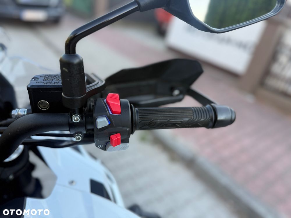 Benelli TRK 502X - 27