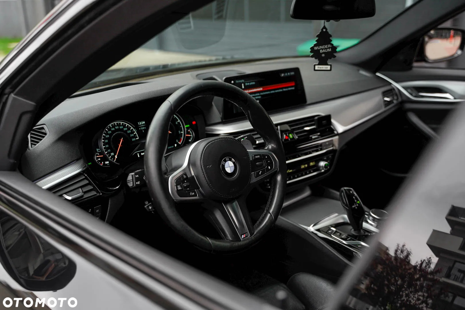 BMW Seria 5 520d xDrive M Sport sport - 25