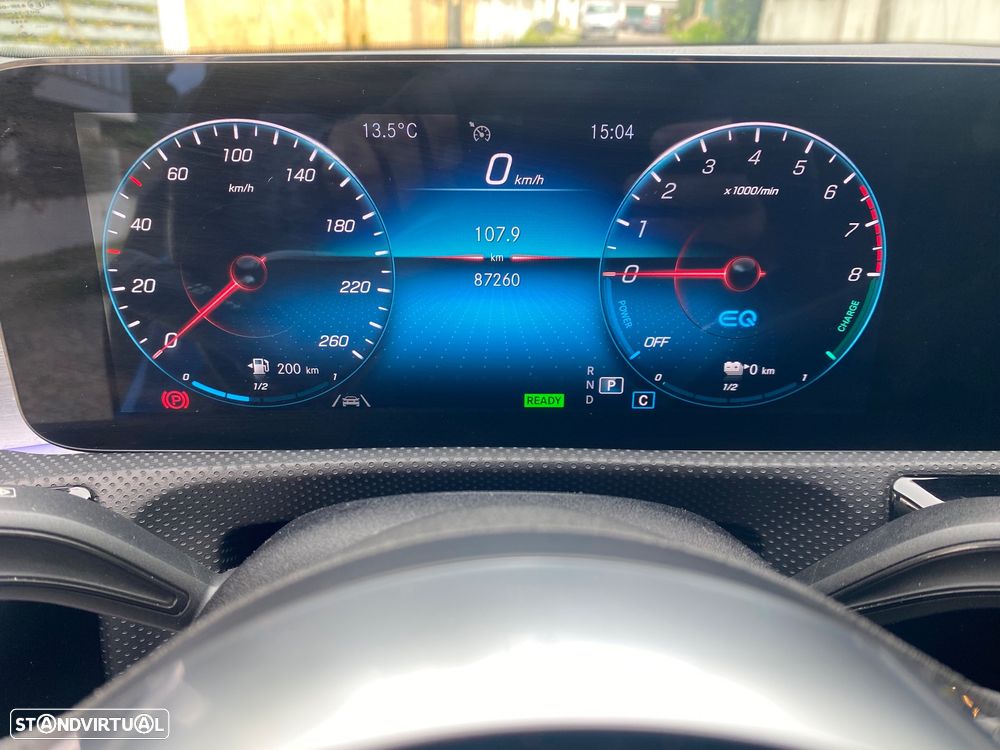 Mercedes-Benz A 250 e AMG Line - 12