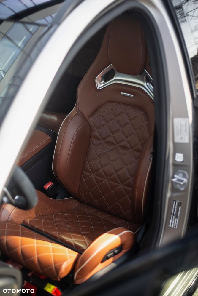 Mercedes-Benz Klasa C 63 S AMG 9G - 12