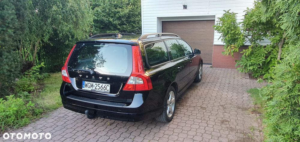 Volvo V70 2.0 Momentum - 4