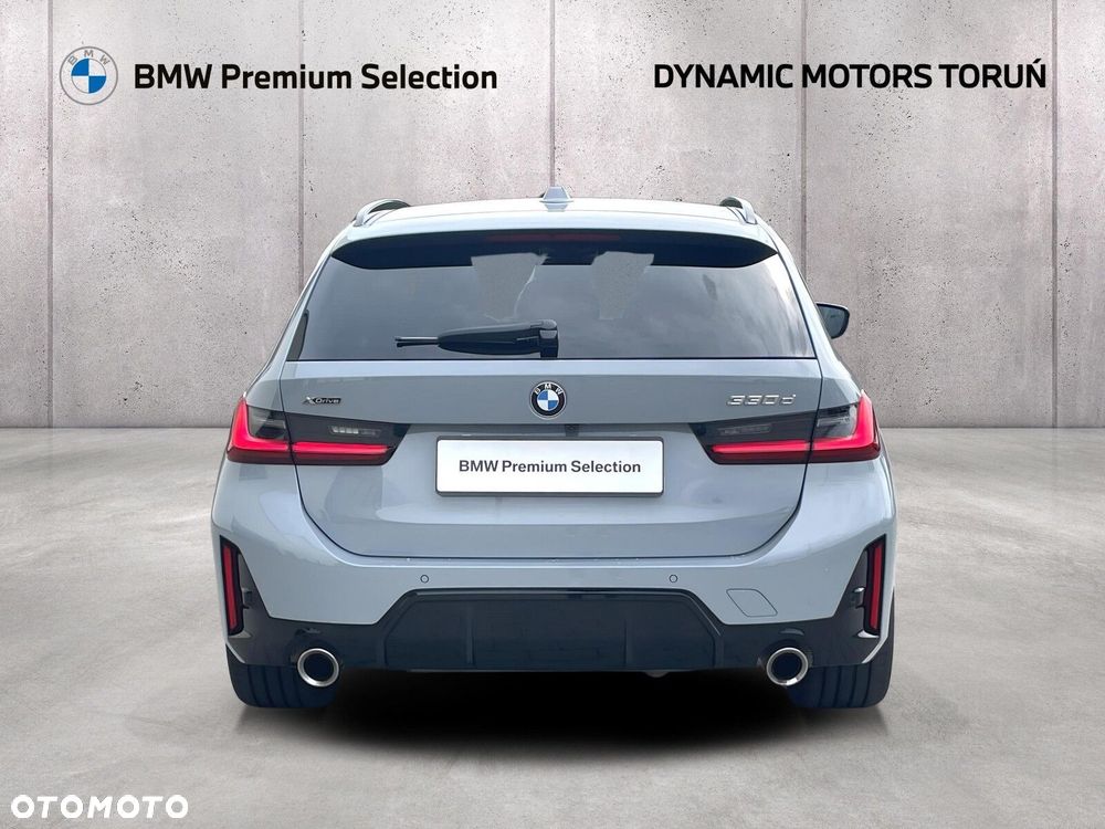 BMW Seria 3 330d xDrive mHEV M Sport - 9