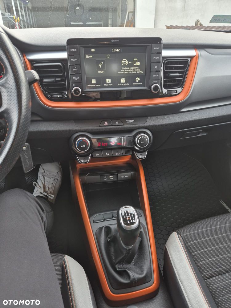 Kia Stonic 1.0 T-GDI M - 13