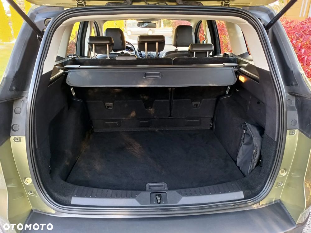 Ford Kuga 1.6 EcoBoost 2x4 Titanium - 29