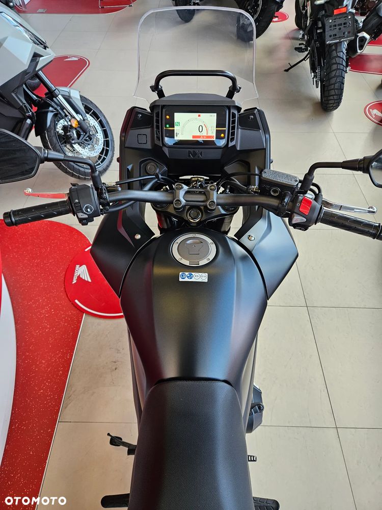 Honda NX - 10