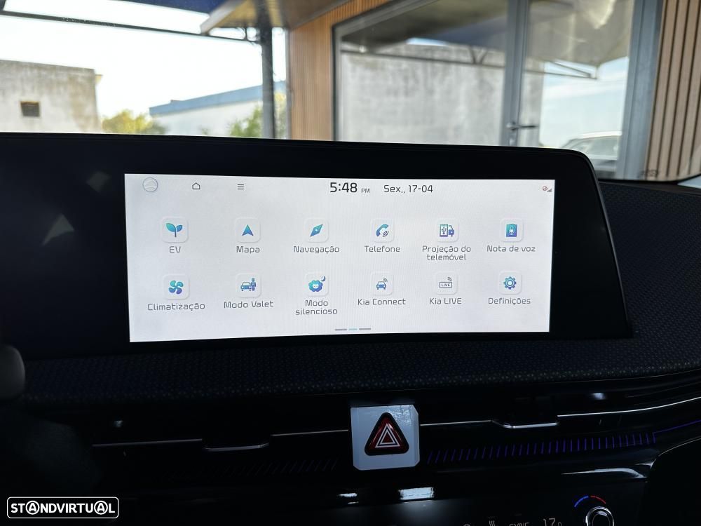 Kia EV6 84-kWh Earth - 26