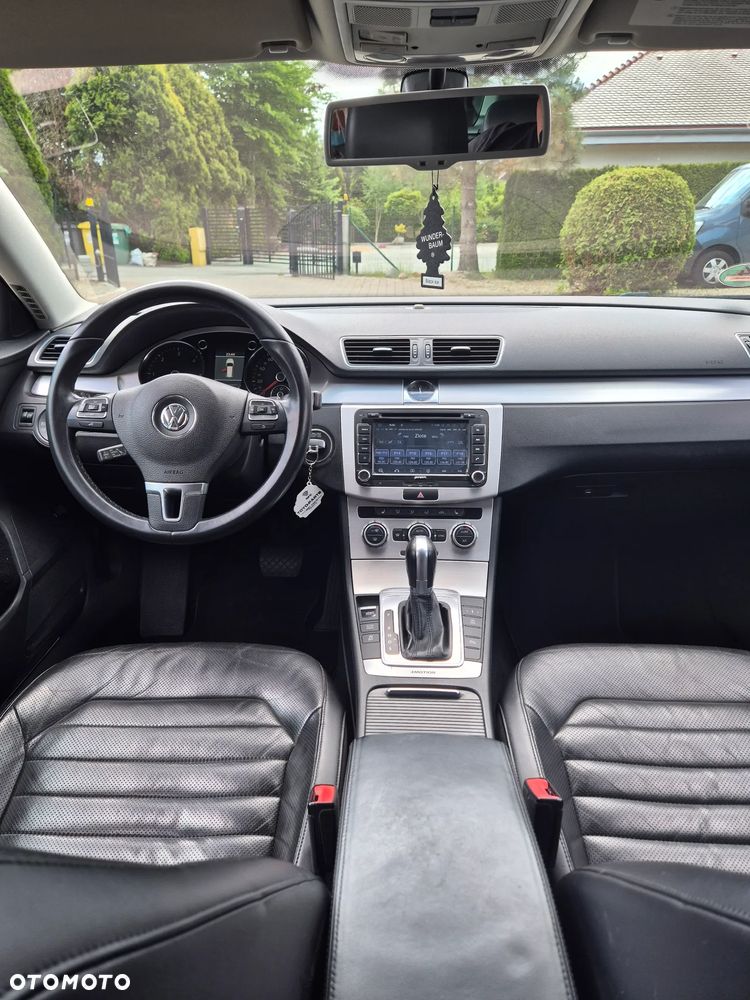 Volkswagen Passat 2.0 TDI 4Motion DSG BlueMotion Tech Highline - 15