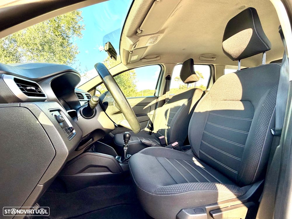 Dacia Duster 1.0 TCe ECO-G Expression Bi-Fuel - 17