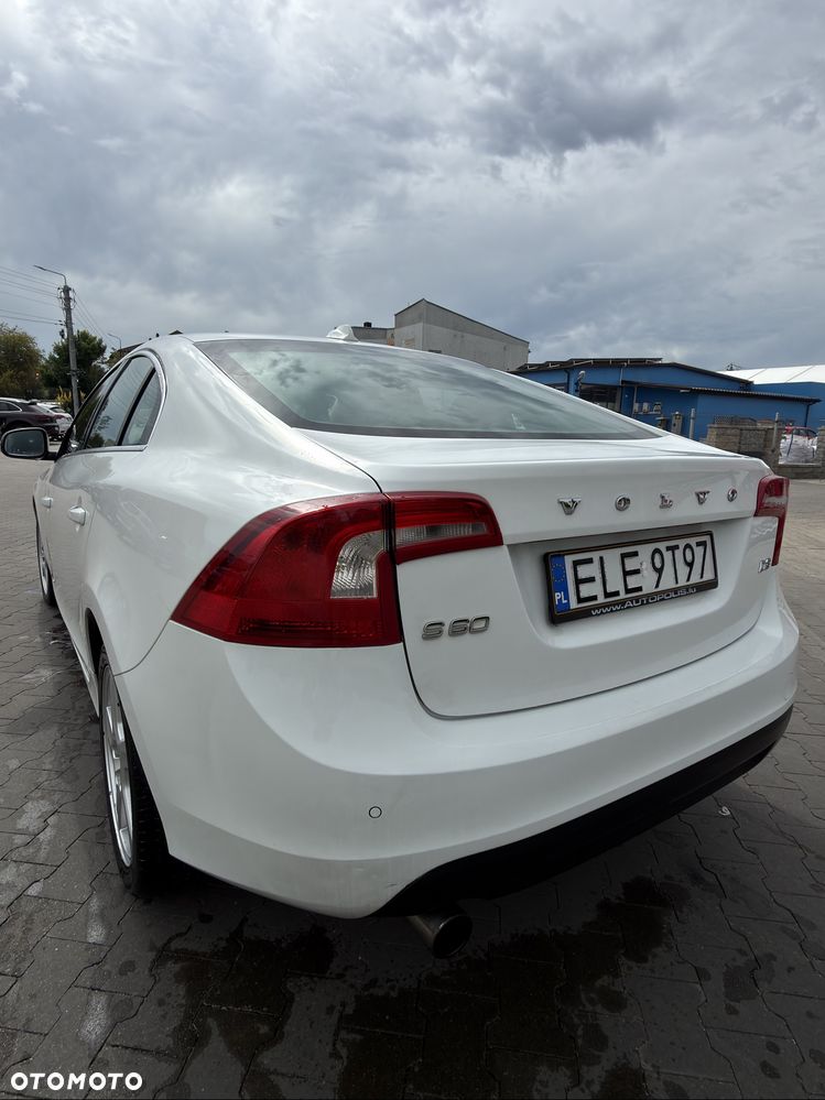 Volvo S60 - 4