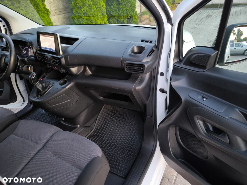 Citroën BERLINGO - 19