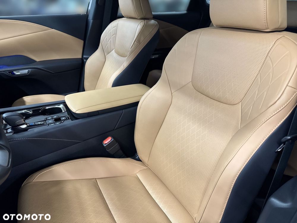 Lexus RX 450h+ Prestige - 16